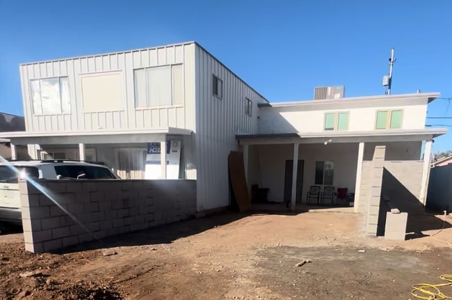 Building Photo - 2806 W Melvin St Rental