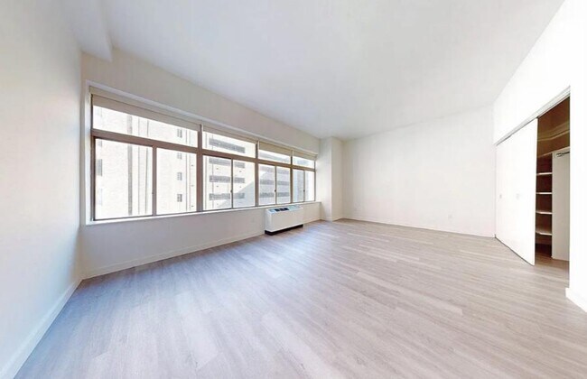 Photo - Washington Street Unit 5W