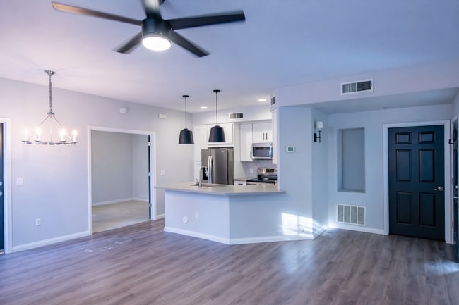 Photo - 9550 E Thunderbird Rd Unit 138