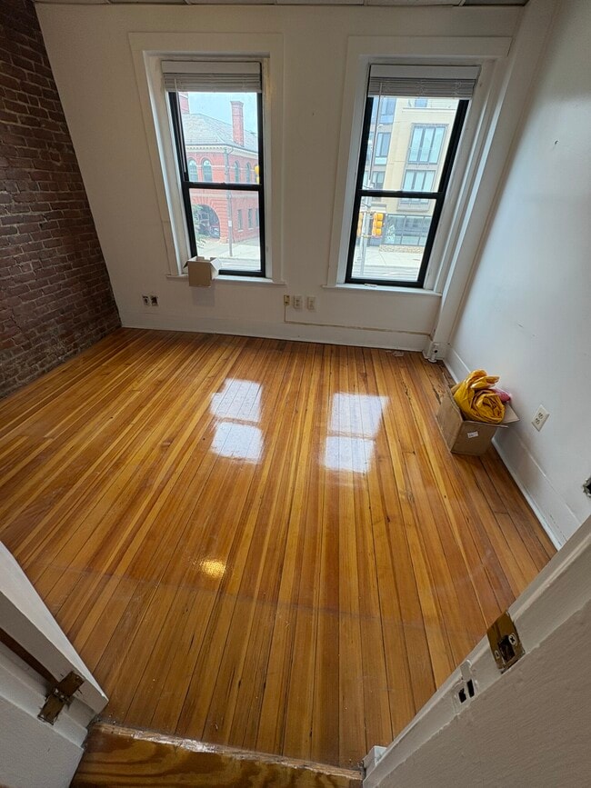 Photo - 2020 Massachusetts Ave Unit 1