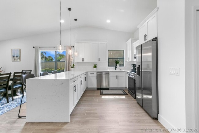 Photo - 13781 Barberry Dr