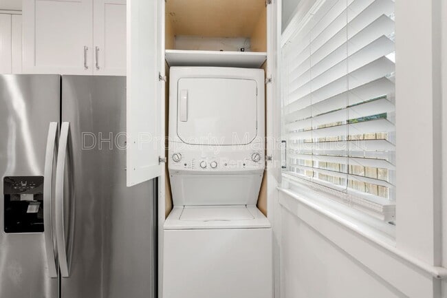 Photo - 402 S Columbia Dr