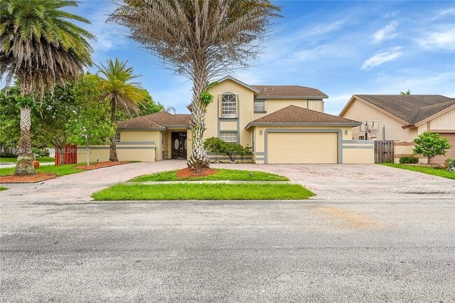 Building Photo - 900 SW 150th Ave Rental