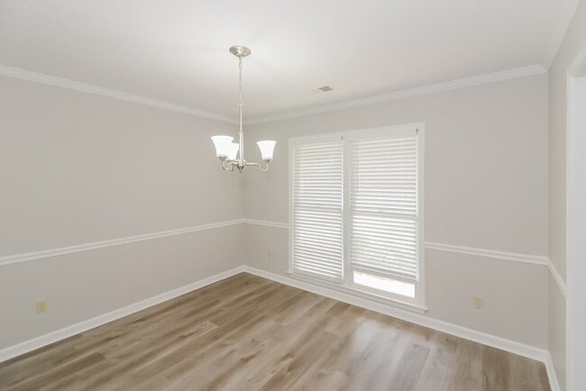 Photo - 9306 Chimneyrock Blvd.