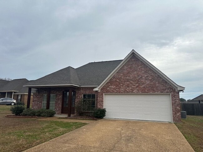 Building Photo - 3/2 For Rent in Germantown School District!