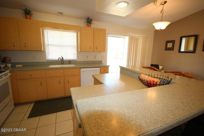 Photo - 2621 India Palm Dr