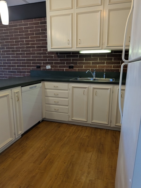 Photo - 7 S University Ave