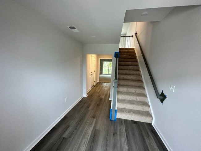 Photo - 581 Rivanna Hl Rd