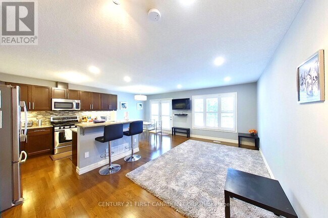 Photo - 2145 N Routledge Park