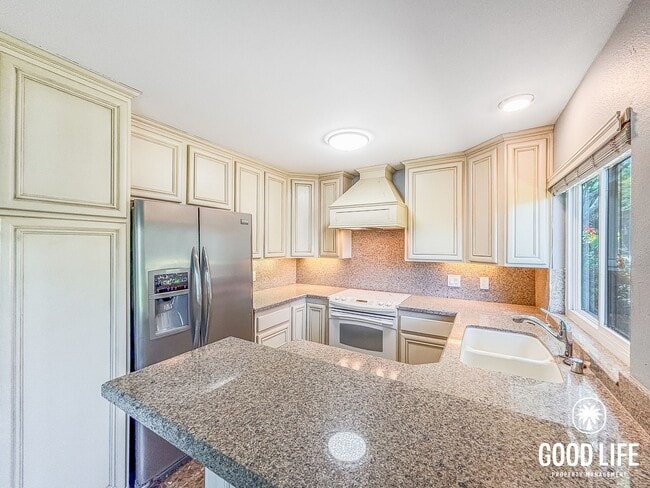 Photo - Spacious 2BD/2BA Condo in Hillcrest with Private Balcony, Community Pool & Tennis Court