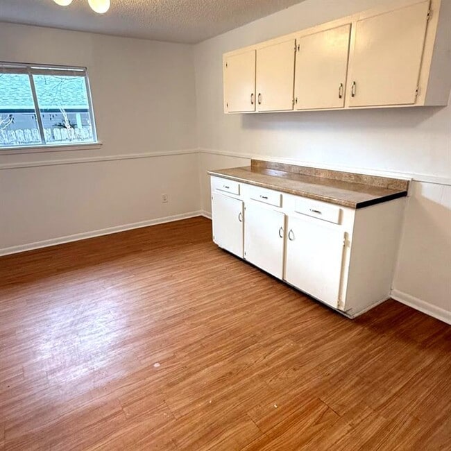 Photo - 2715 St Edwards Cir