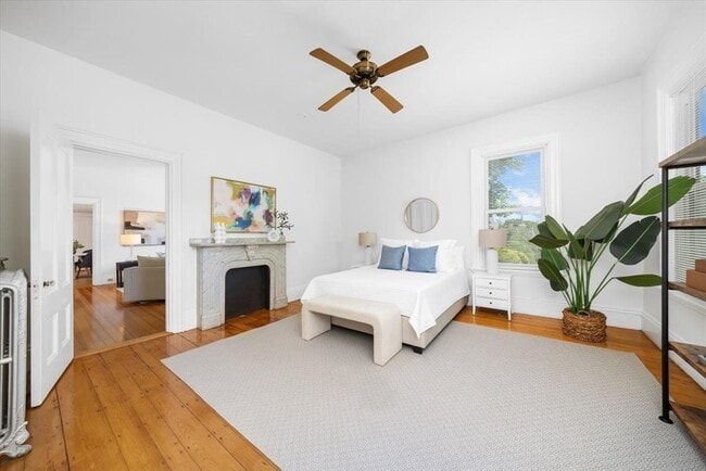 Building Photo - 125 Lincoln Ave Unit 1 Rental