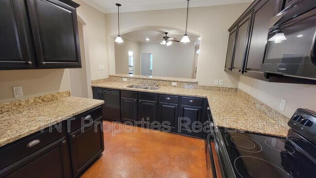 Photo - 3200 Airborne Ave