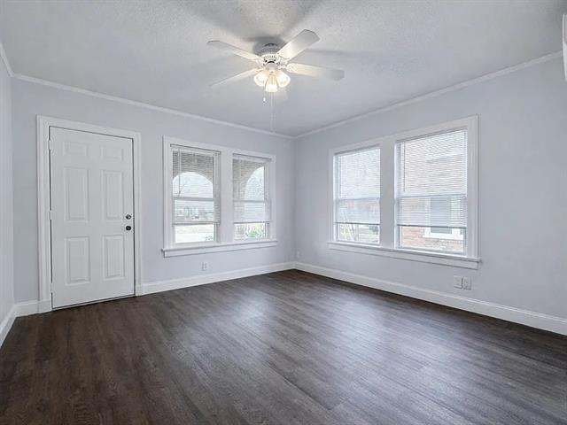 Photo - 5930 Victor St