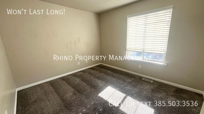 Photo - 2343 Adelaide Dr