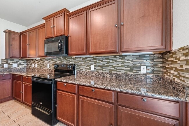 Photo - 228 Elm Patch Dr