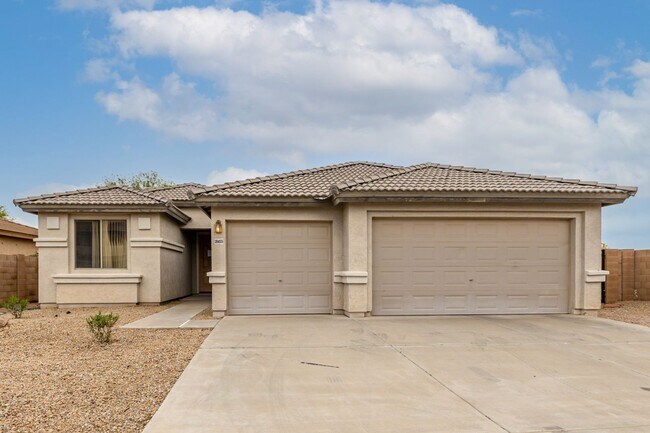 Beautiful 3 bed, 2 bath home in the desira... - Beautiful 3 bed, 2 bath home in the desira...