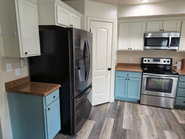 Photo - 179 S 1125 W