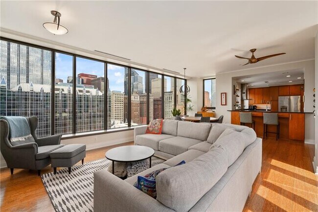 Photo - 151 Fort Pitt Blvd