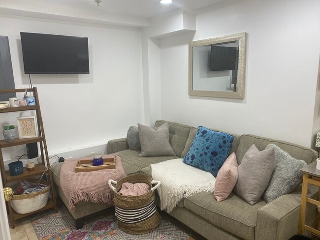 Photo - 1 Wiget St Unit 1