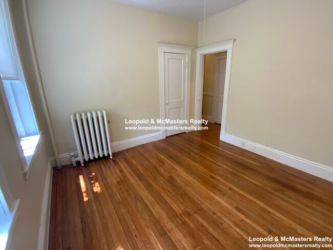 Photo - 1322 Commonwealth Ave