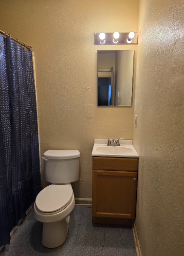 Photo - 17 Woodberry Dr