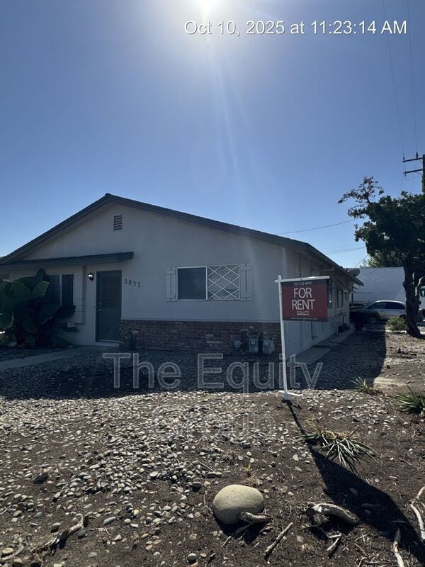 Photo - 2837 W Walnut Ave