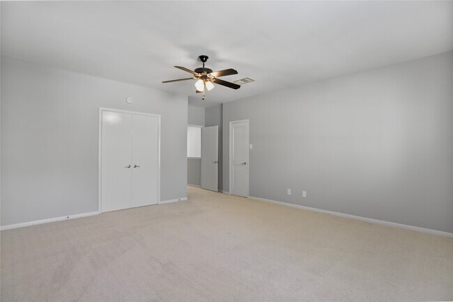3800 Tanglewilde St Unit 607