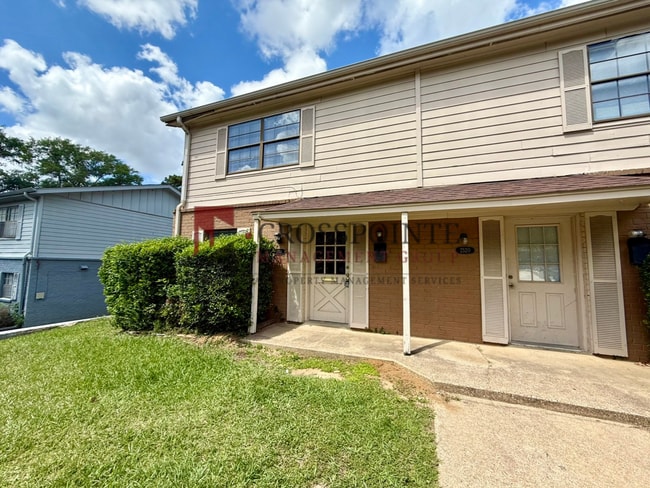 Photo - Delmar Dr.  2518/2520 Unit 2518 Delmar Dr.