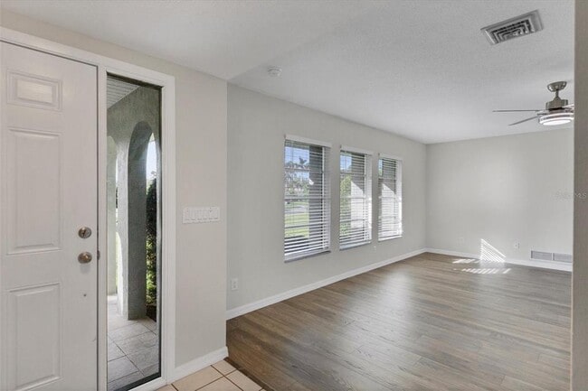 Photo - 213 Giotto Dr