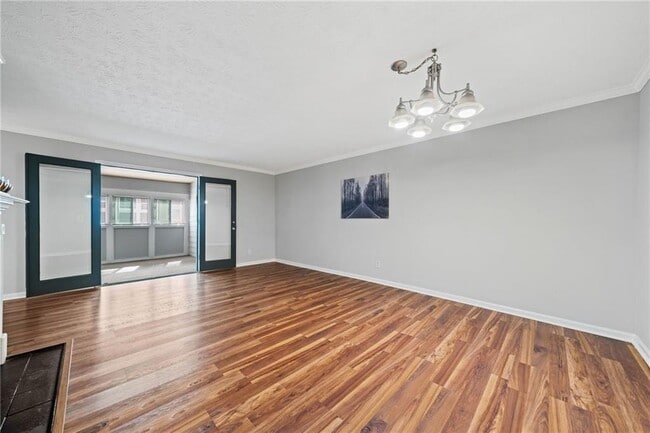 Photo - 717 Beaufort Cir