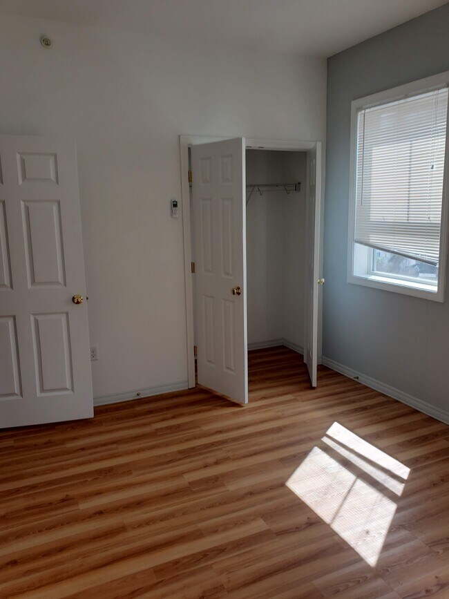 Photo - 1 Crosswoods Path Blvd