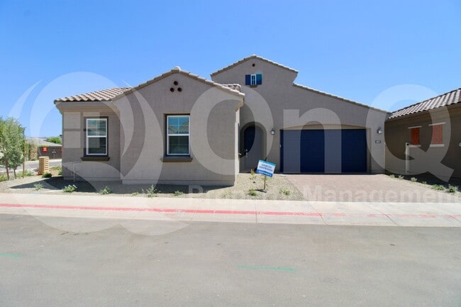 Building Photo - 3871 E Rainbow Dr Rental