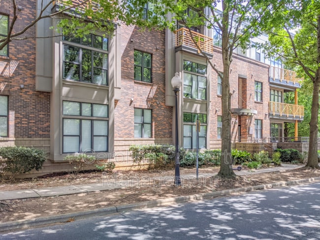 Photo - 716 N Davidson St Unidad #3