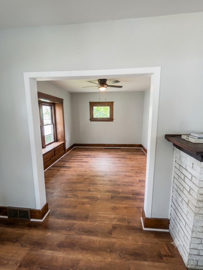 Photo - 801 Dayton St