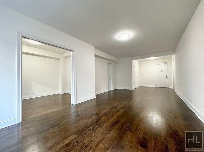 Photo - EAST 57 STREET Unit 10E