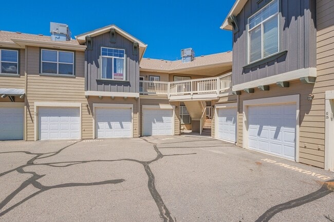 Photo - 2485 Fountainhead Blvd Condo