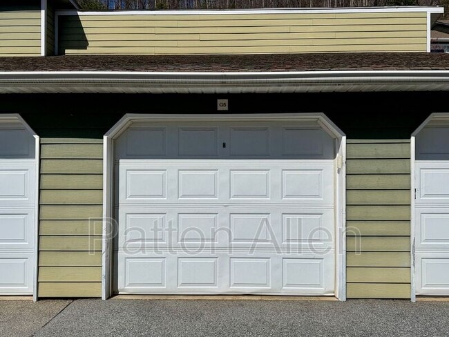 Photo - 1000 Olde Eastwood Village Blvd Unit #307