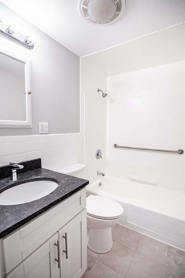 Photo - 205 Main St.