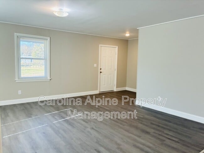 Photo - 613 Legrand St