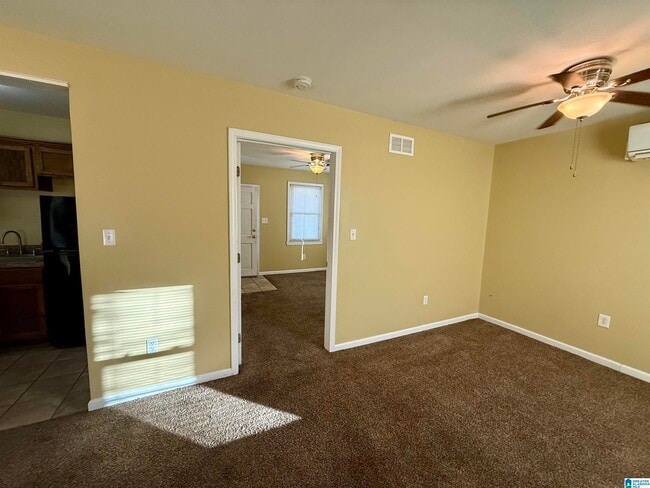 Photo - 1223 Hanover St