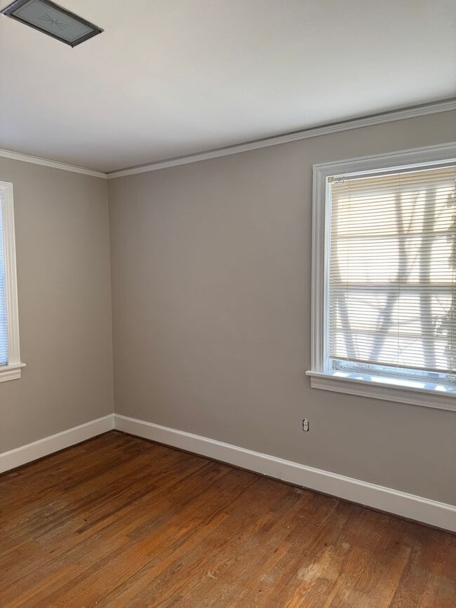 Photo - Great Price and location!