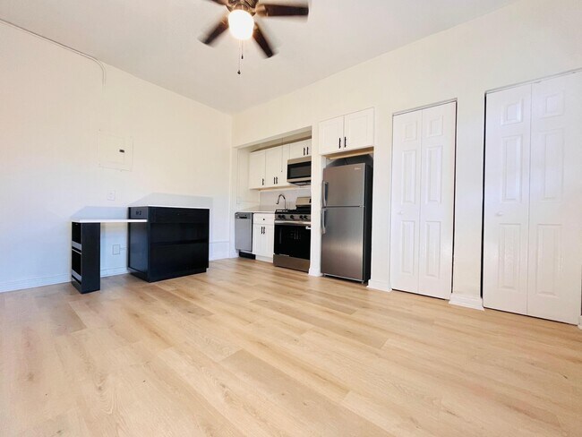 Building Photo - 623 Park Pl Unit 3 Rental