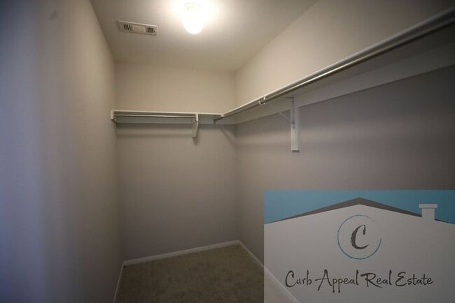 Photo - Move in special $900!! Beautiful 3 bed / 2 bath home with fenced back yard - Nettleton!!