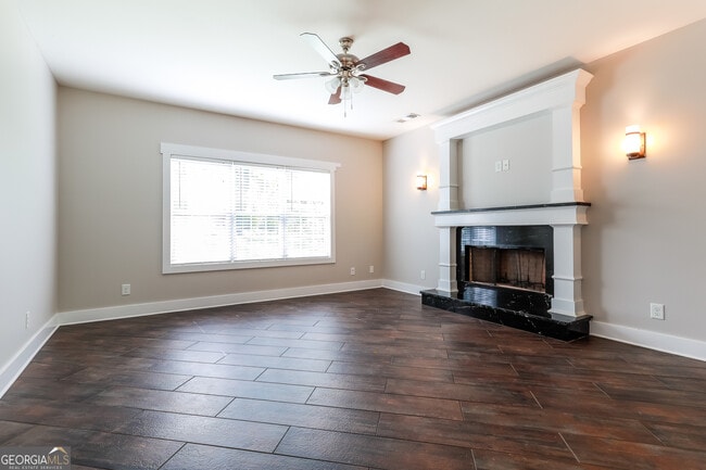 Photo - 2973 Cascade Cir