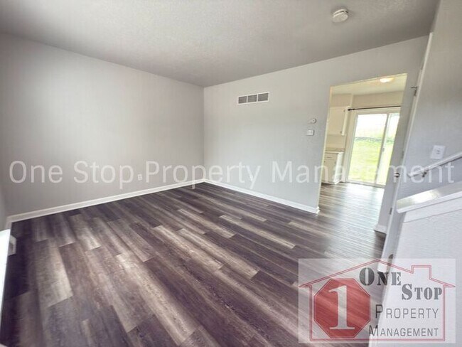 Photo - 3 bedroom, 1 bathroom duplex in Independen...