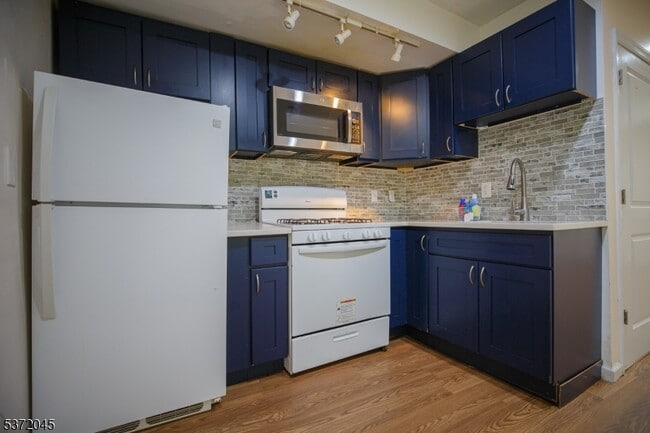 Building Photo - 317 Richmond St Unit 4A-4A Rental