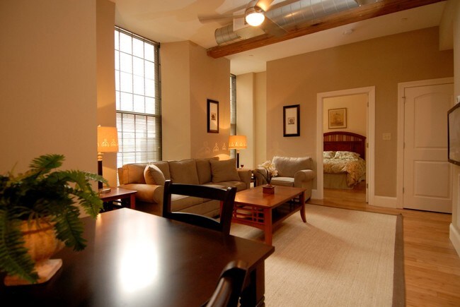 Junction Shop Lofts