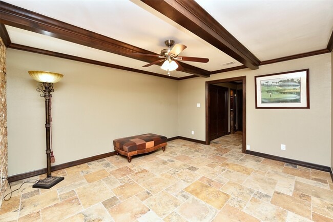 Photo - 2802 S Doral Dr