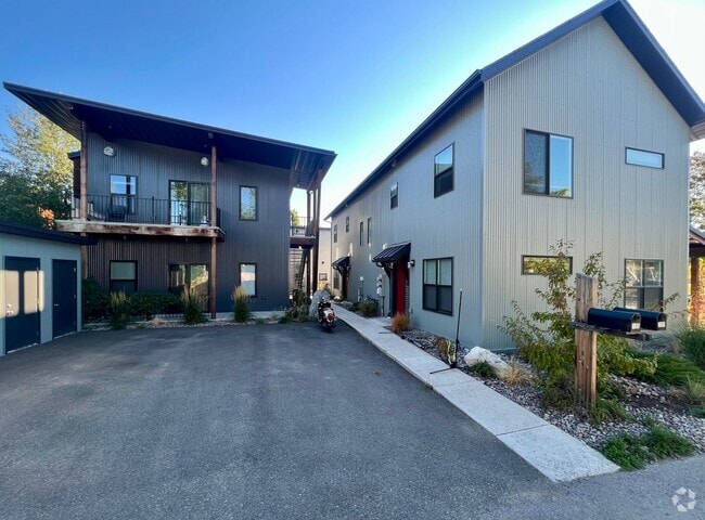 Building Photo - 1270 S Grant St Unit #100 Rental